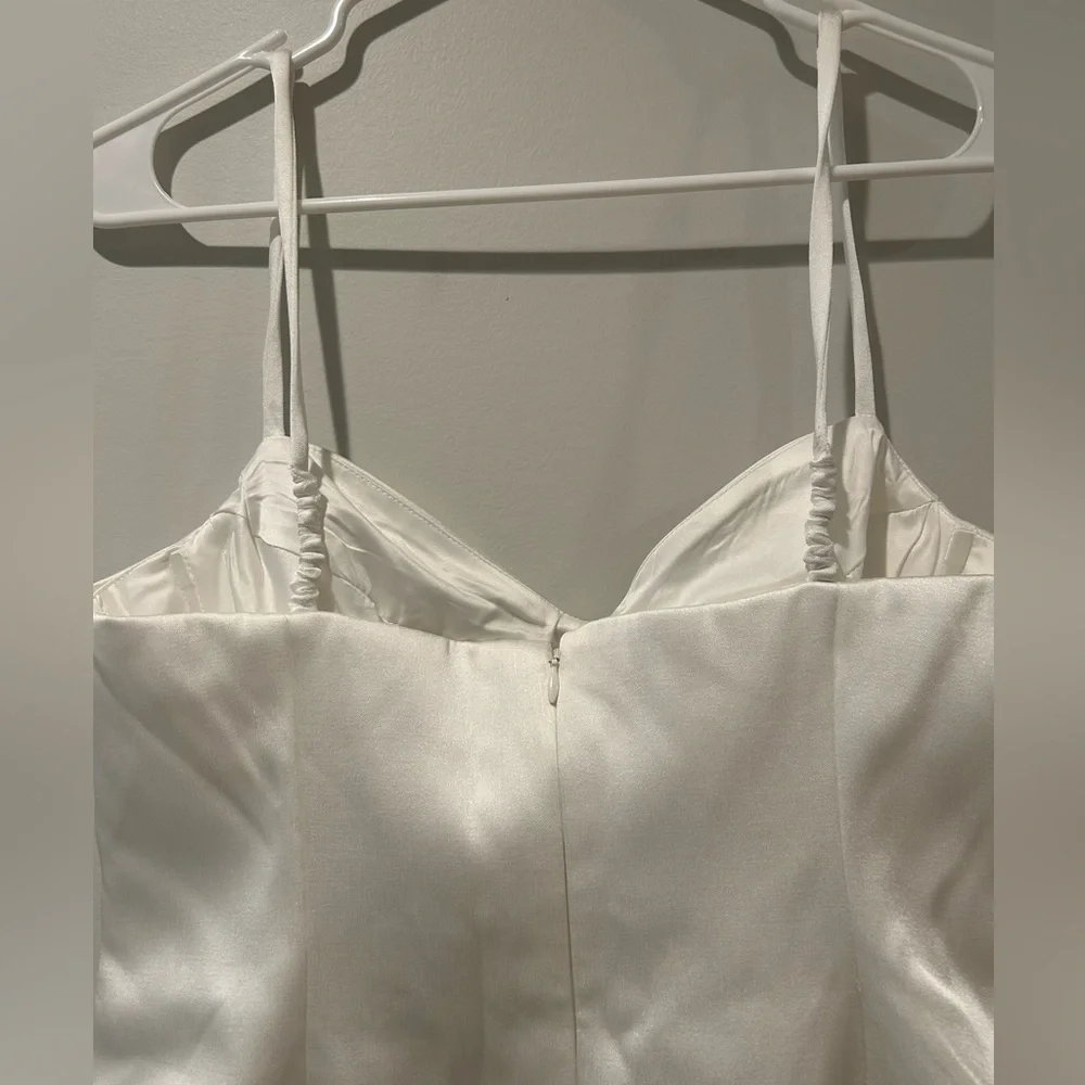 Bardot Marcello Hourglass Mini Dress In Orchid White - Picture 5 of 7